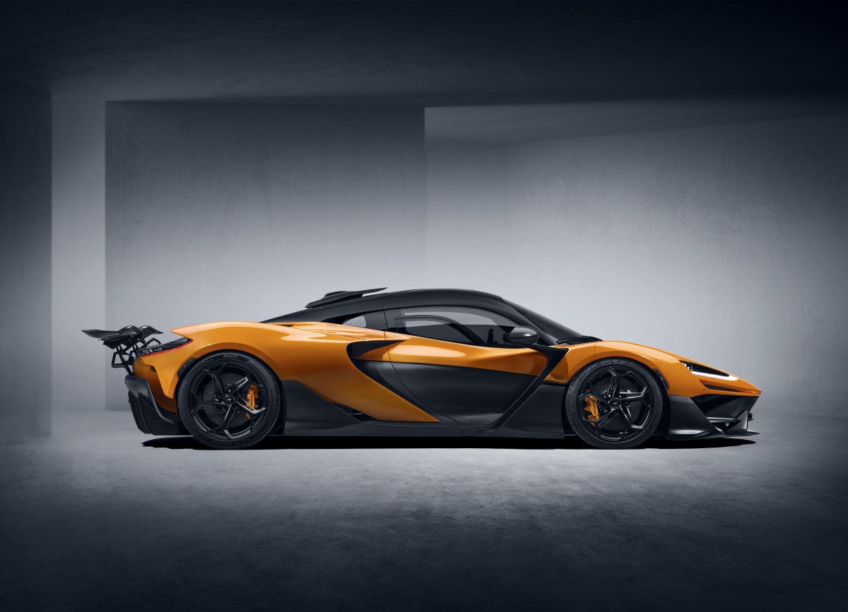 Automotive restyling and custom accents at HQ Auto Lab